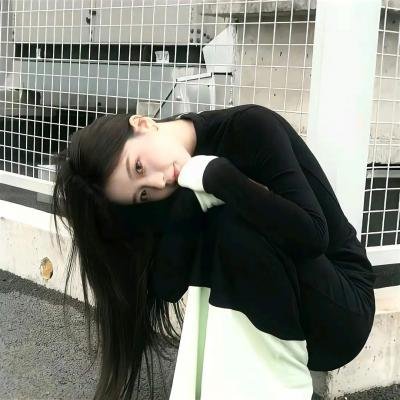 小犬与女孩